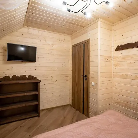 майя Вилла *